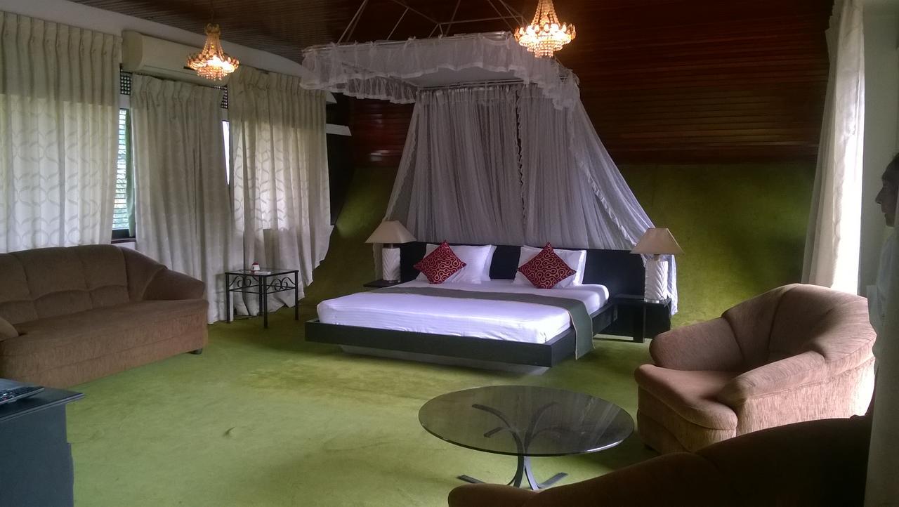 Nilani Hotel Ratnapura Eksteriør bilde